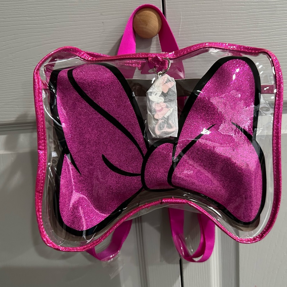 ⭐️NWT ❤️ Disney Minnie Mouse bow backpack 🎀